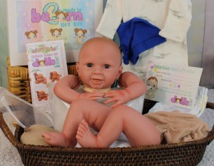 Abigail-awake-Vidal-peekaboo-20inch-full-limb-001
